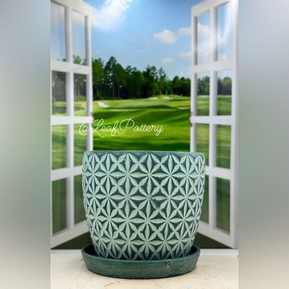 Martha Green Clay Planter Pot with Saucer Attached - Picture 3 of 9